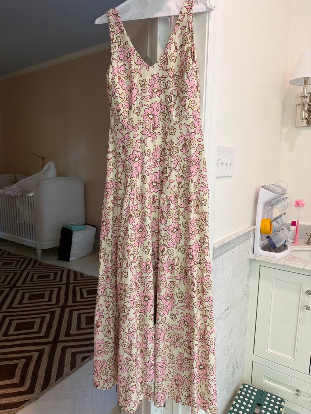 Smith & Quinn Sleeveless Cream Maxi Dress with Pink Floral Print